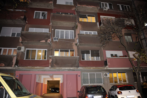 Страшне сцене у центру Београда: Пронађено тело мушкарца, мртав већ пет година?